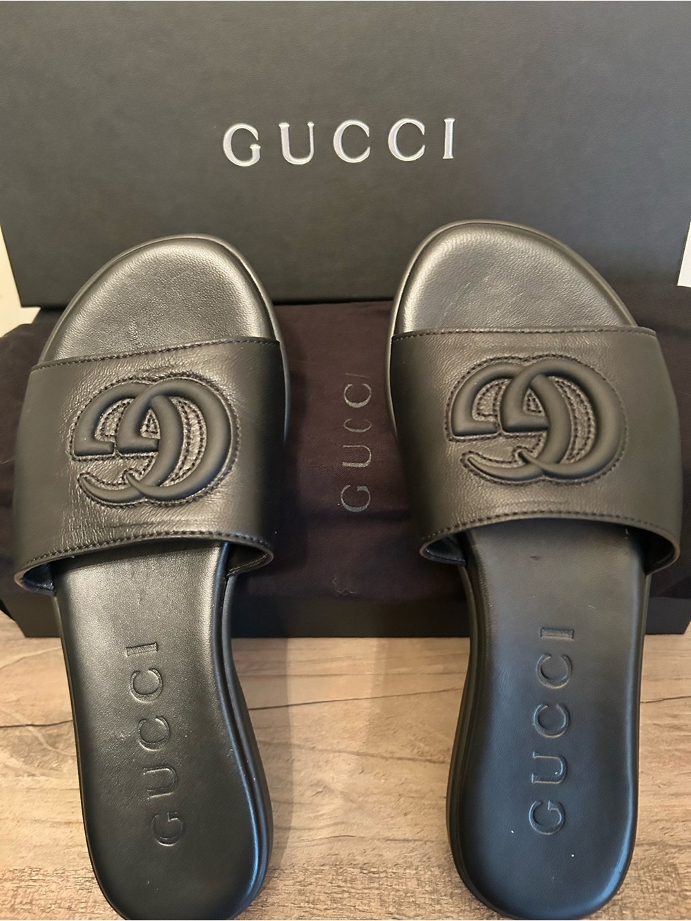 PRISTINE Gucci Double G Marmont Leather Slides Size 36.5 Box & Dust Bag included